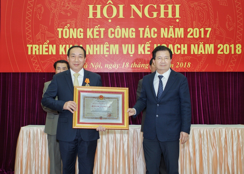 &Ocirc;ng Trường nhận HC Độc lập hạng Ba.