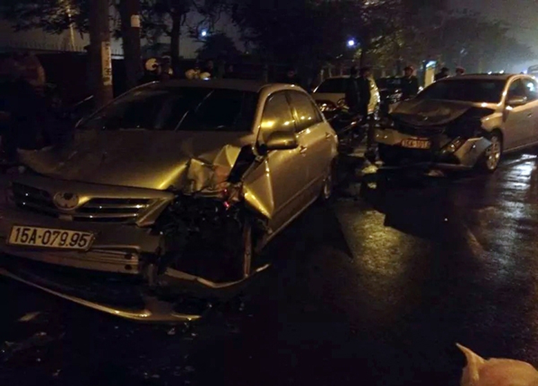 Đ&acirc;m li&ecirc;n ho&agrave;n 1