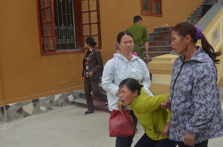 20 năm t&ugrave; cho kẻ nhẫn t&acirc;m tưới xăng thi&ecirc;u chết vợ 