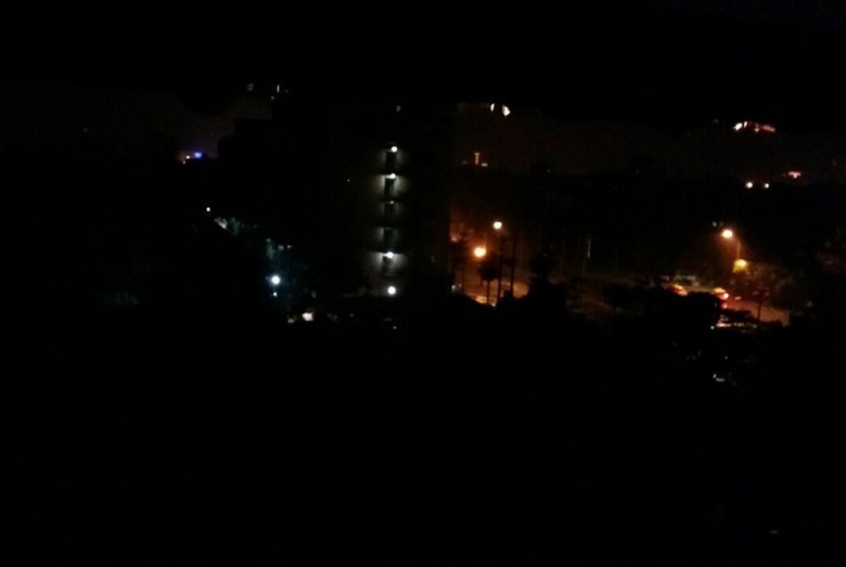 z715758300100_9b883905f6f7590a9caf6b4a79970ca1