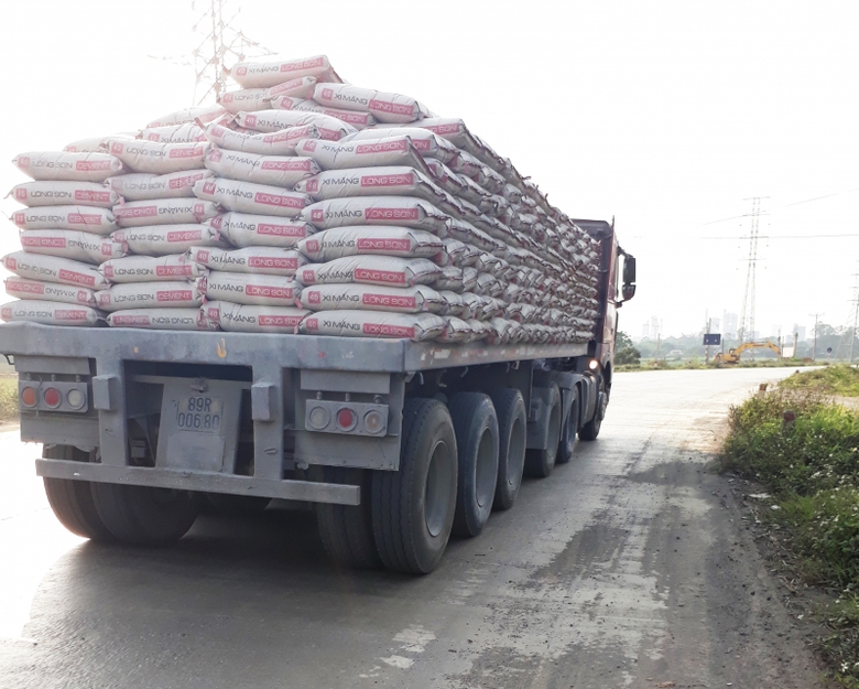 192825-xe-cho-xi-mang