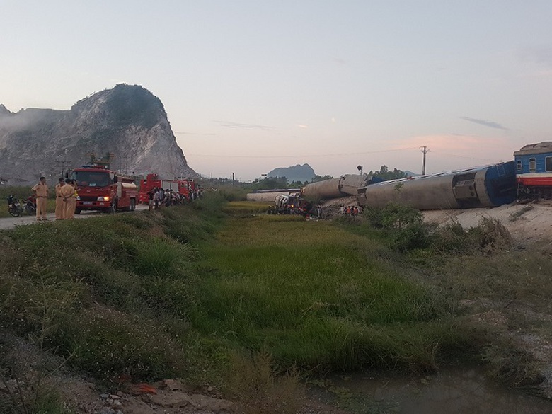 z997979410182_aadab10bbae3958b97e89afd83c6a3e2