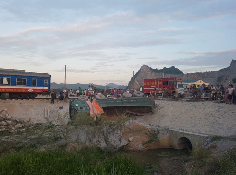 z997980598598_0ab11ea873cf37065071ca8449ff152f