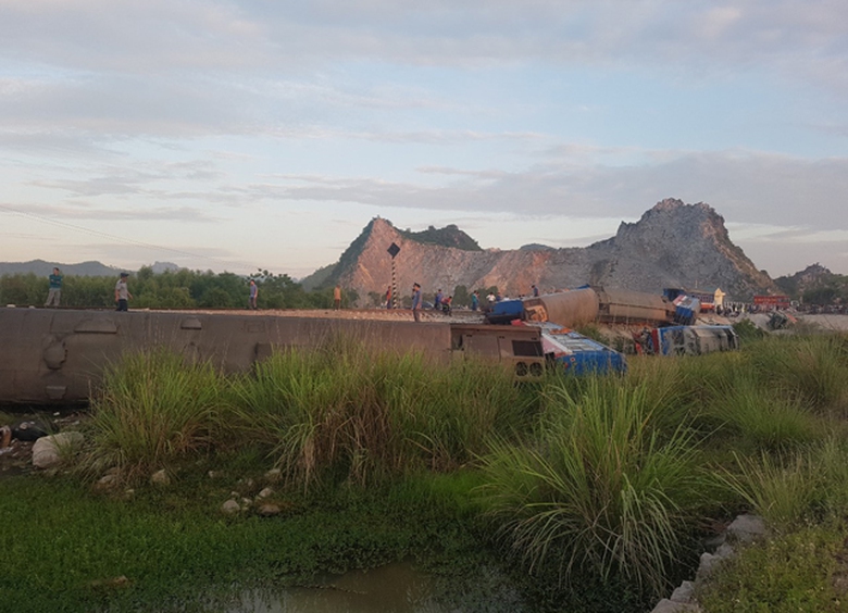 z997981100573_ba0a8f1252e245bdaf2f5a926c63dcb5