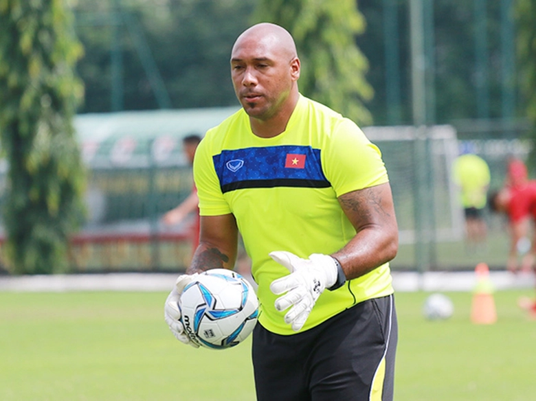 thu mon VN choi o chau Au