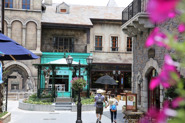 san-khau-tuan-le-phap-tai-Ba-Na-Hills