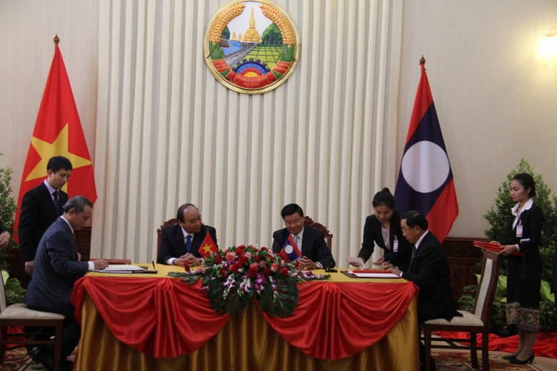 Ky-thoa-thuan-hop-tac-Viet-Lao-linh-vuc-GTVT