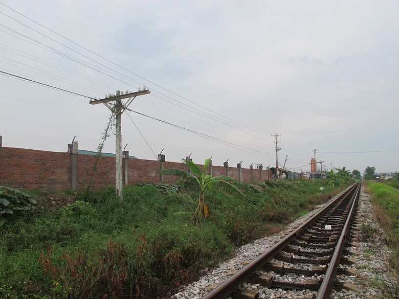 tường r&agrave;o vi phạm của khu d&ocirc; thị Ph&uacute; Lương