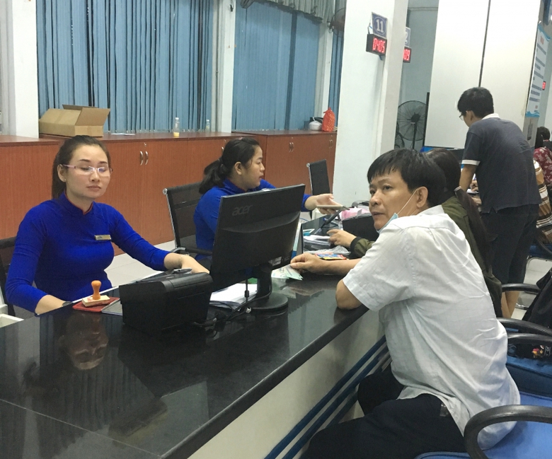 ngay-dau-ban-ve-tau-tet-2018-ga-Sai-Gon2