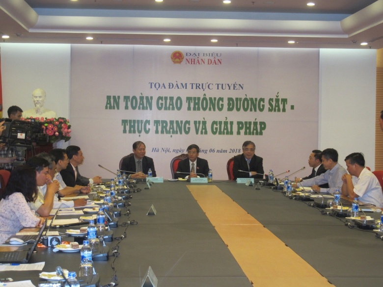 toa-dam-tai-nan-duong-sat