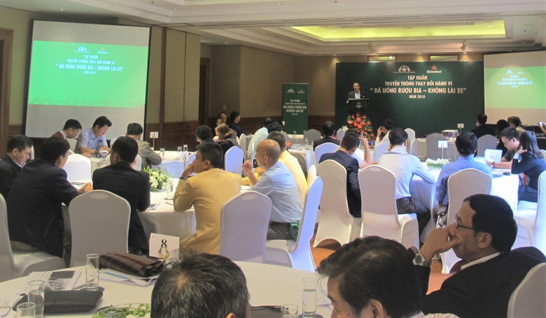 tap-huan-truyen-thong-khong-lai-xe-sau-khi-uong-ru