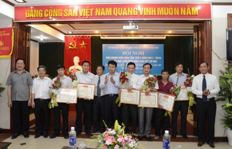 chu tich Do Nga Viet (1)