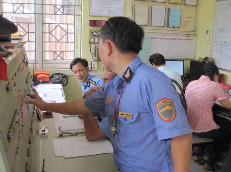 trao-doi-tac-nghiep-tai-pho