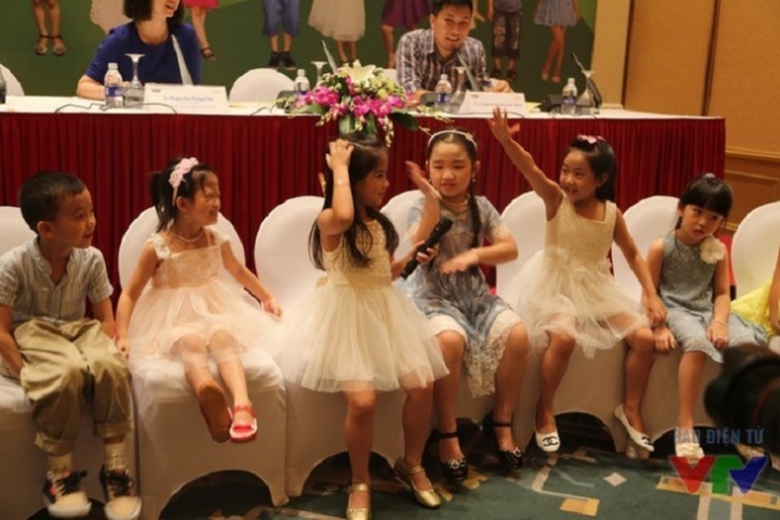 Sự ng&acirc;y ng&ocirc;, hồn nhi&ecirc;n của c&aacute;c th&iacute; sinh Đồ R&ecirc; M&iacute; đ