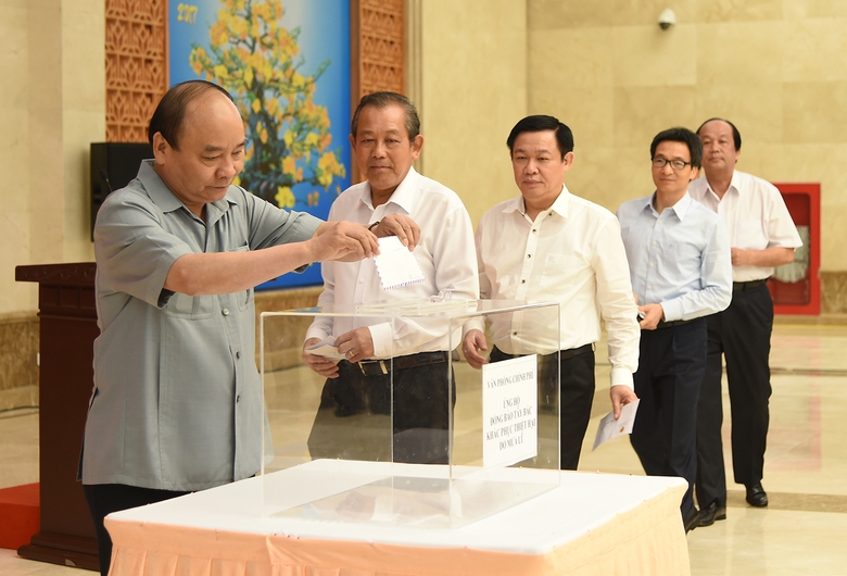 chinh-phu-ung-ho-dong-bao-bi-thien-tai