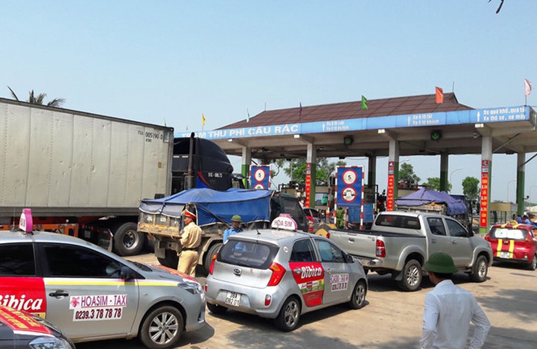 gay-roi-tai-tram-thu-phi-BOT