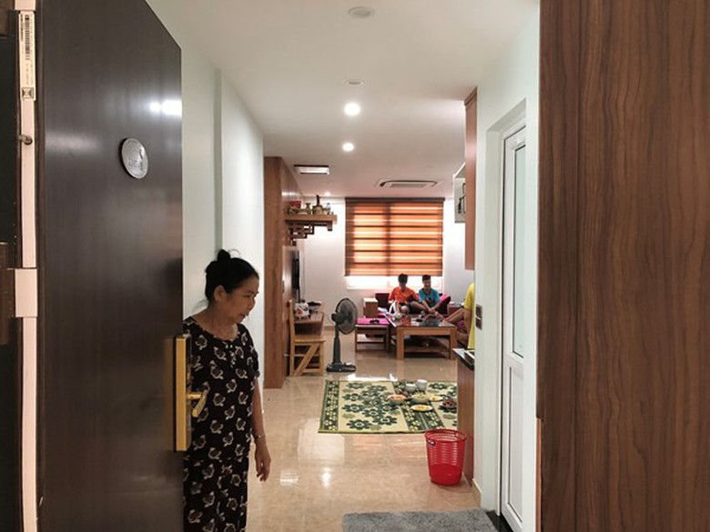 photo-1-1529913494476616455331