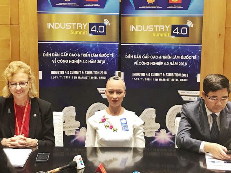 37101338_1780475865362926_6319402768079519744_n