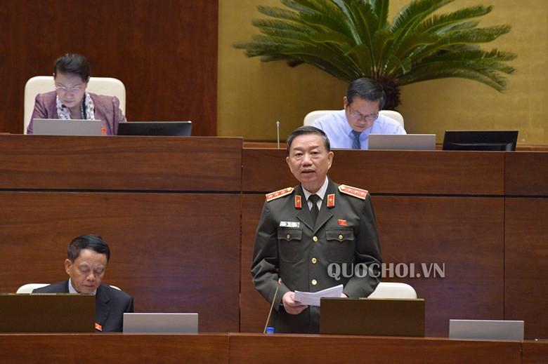 bo-truong-cong-an-to-lam