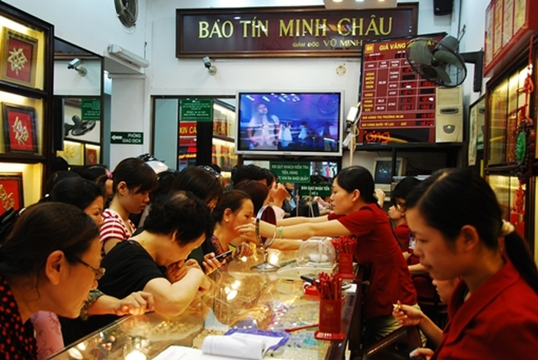 chieu-25-5-gia-vang-lao-doc-khong-phanh