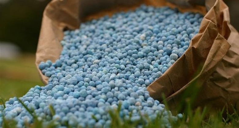 doanh-nghie-san-xuat-phan-bon-vo-co-vao-tam-ngam-k