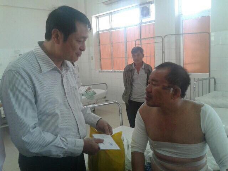 nan-nhan-vu-chay-nhiet-dien-vinh-tan-4-bi-bong-12-