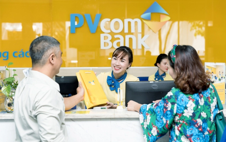 PVCombank-cuop-dung-sung-khong-che