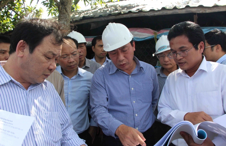 thu-truong-nguyen-hong-truong-khao-sat-cac-cau-yeu