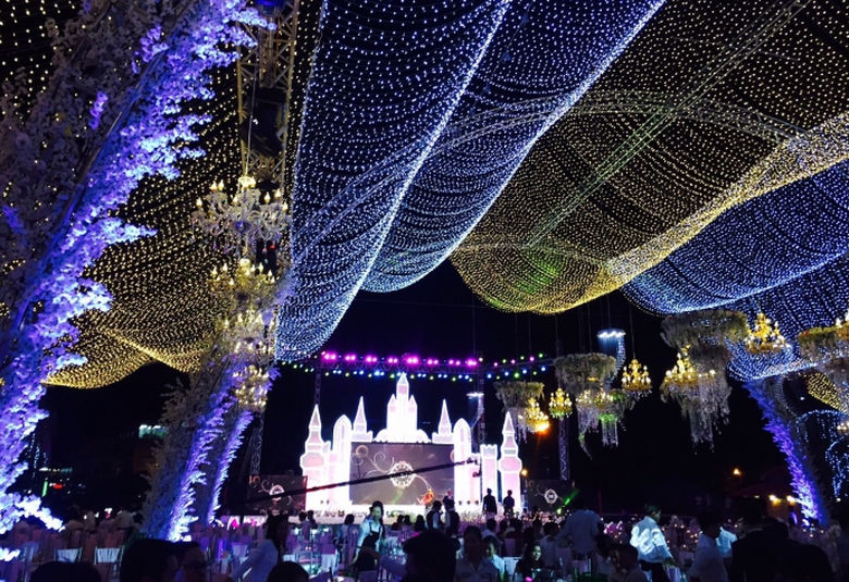 dai-gia-mien-tay-noi-gi-sau-dam-cuoi-con-gai3