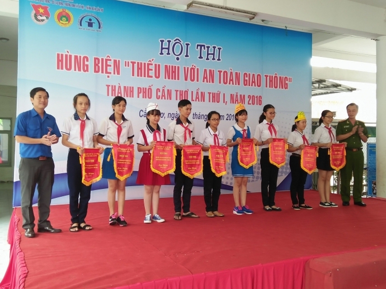 can-tho-to-chuc-hoi-thi-hung-bien-thieu-nhi-voi-an