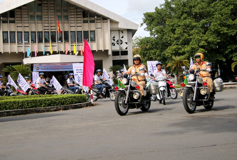 phat-dong-thang-hanh-dong-atgt-trong-hoc-sinh-sinh