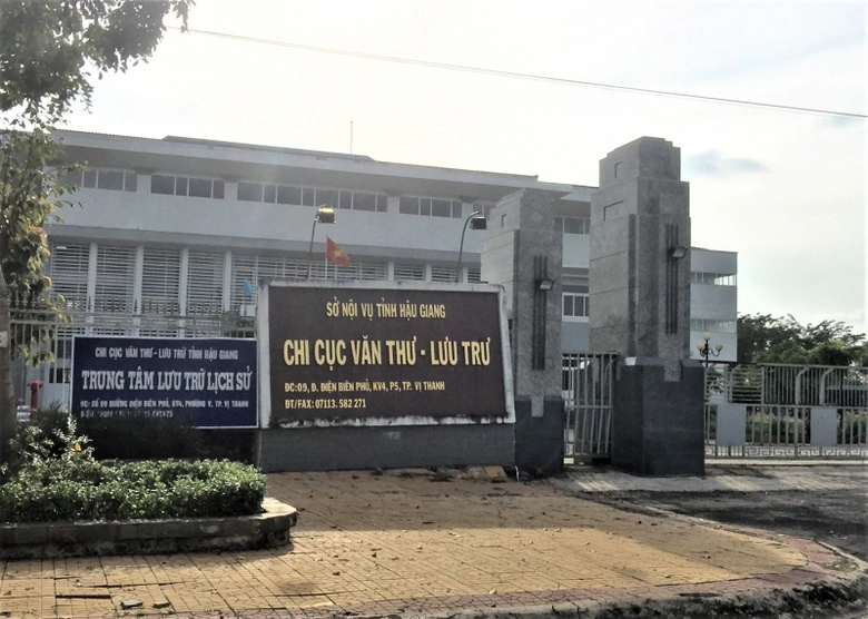 sai-pham-tien-ty-tại-chi-cuc-van-thu-luu-tru-hau-g