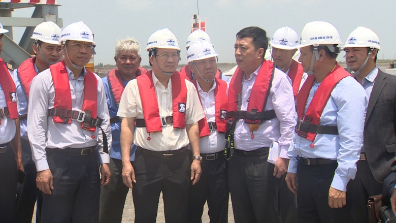 pho-thu-tuong-trinh-dinh-dung-khao-sat-luong-song-