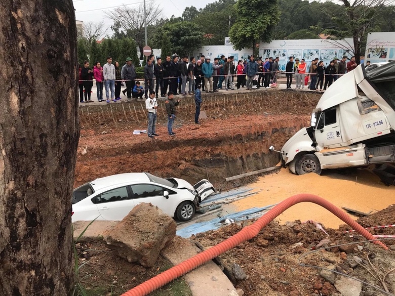 2e70c51d0766e438bd77