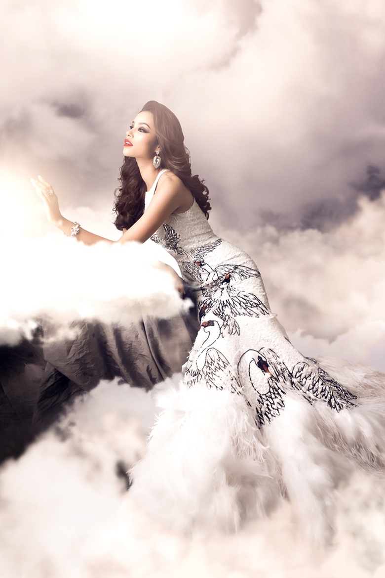 dam-da-hoi-cua-pham-huong-4