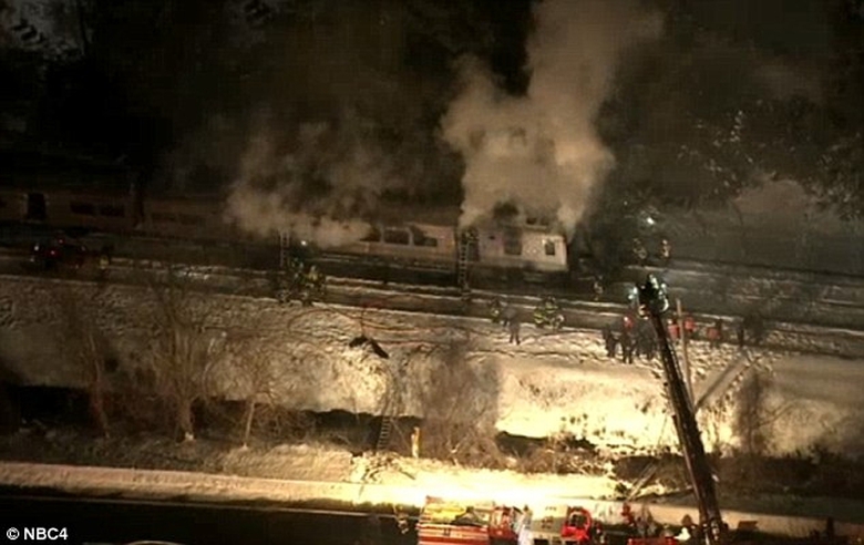 Hiện trường vụ tai nạn nh&igrave;n từ tr&ecirc;n cao