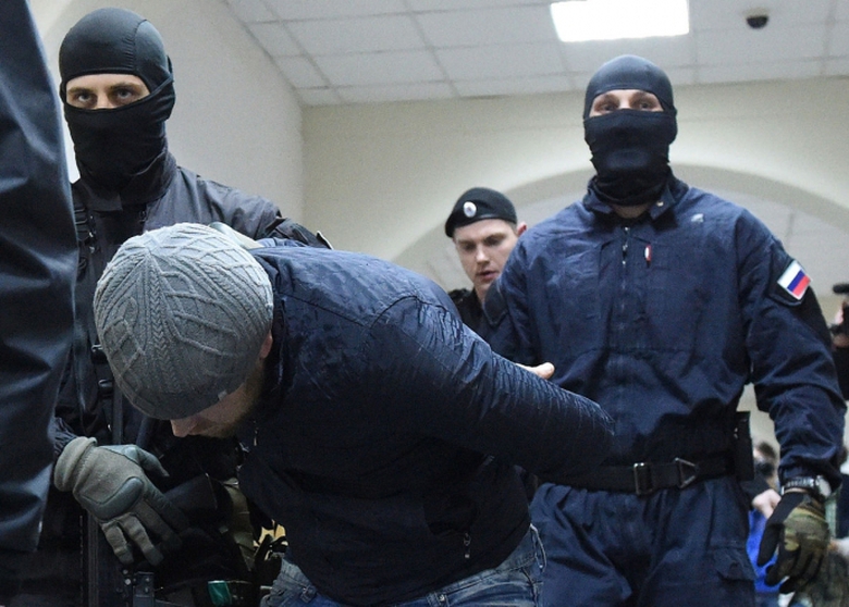 C&aacute;c nghi phạm bị giải l&ecirc;n t&ograve;a 2