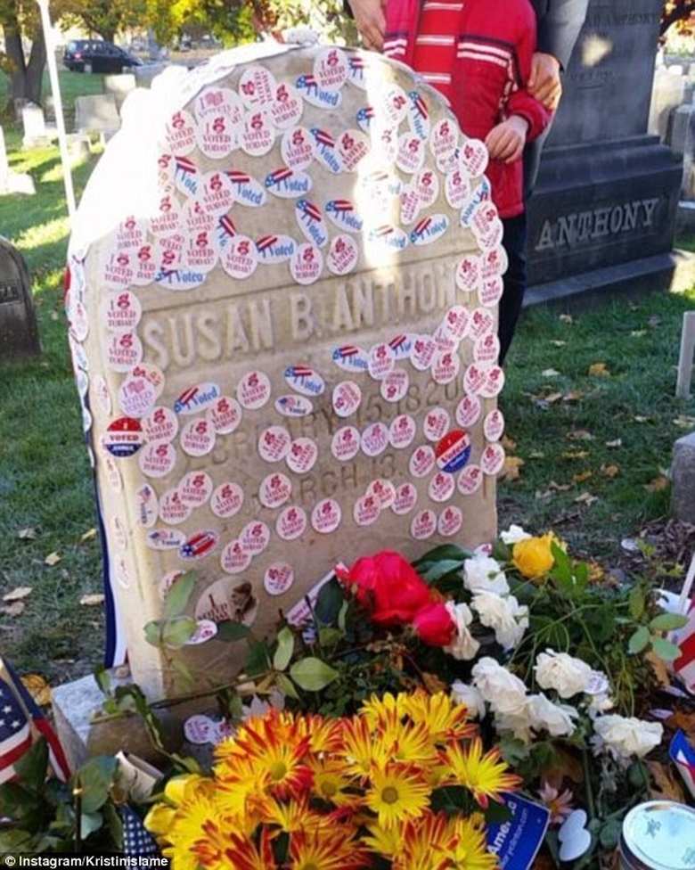 Cử tri Mỹ kéo tới