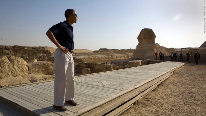 &Ocirc;ng Obama tới thăm Kim Tự Th&aacute;p v&agrave; Sphinx tại Giza,