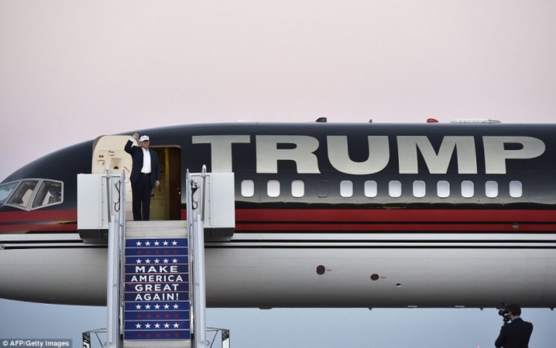 Ứng viên Tổng thống đảng Dân chủ Donald 