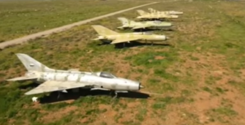 Tuy nhiên nhiều máy bay ở ngay bên ngoài c