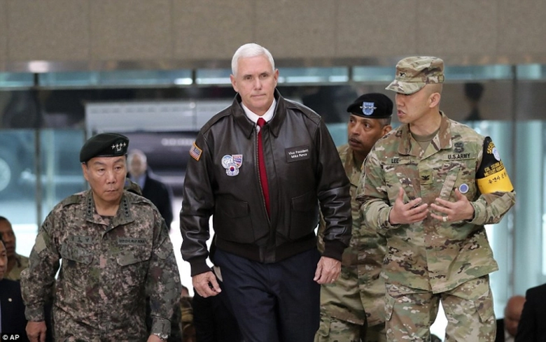Ph&oacute; Tổng thống Mỹ Mike Pence khẳng định đ&atilde; hết thờ