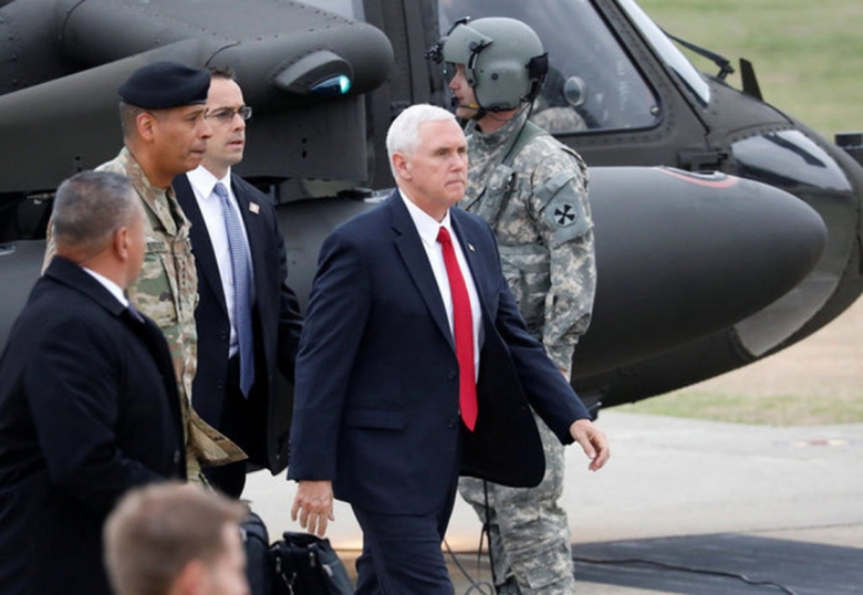 Ph&oacute; Tổng thống Mỹ Mike Pence