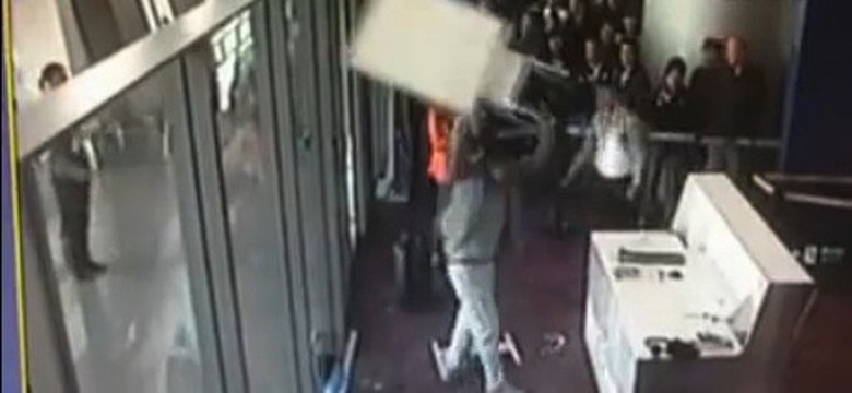 H&igrave;nh ảnh vị quan chức địa phương tại Trung Quốc.