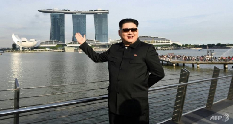 Diễn vi&ecirc;n h&agrave;i Howard-X người Australia