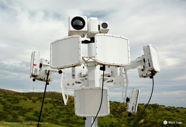 Hệ thống chống drone được gọi là Jammer