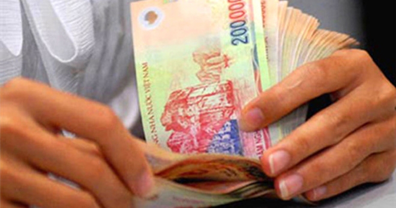 bu&ocirc;n tiền giả