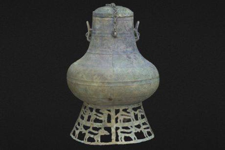 đấu gi&aacute; cổ vật