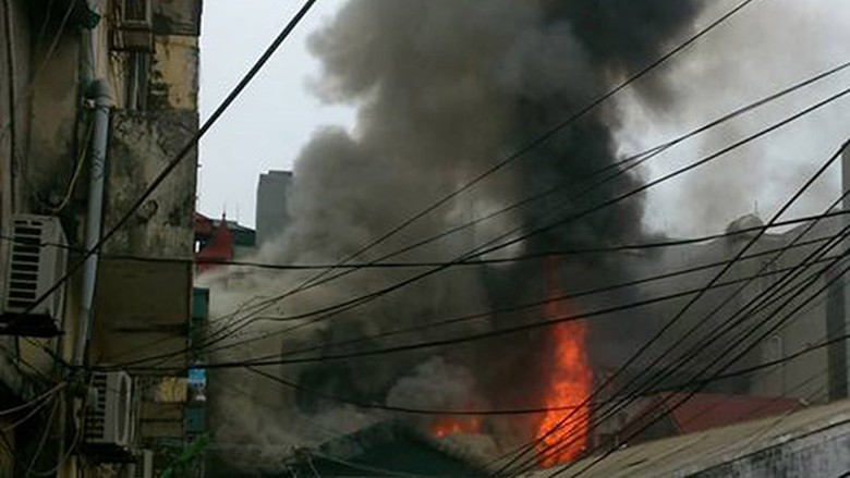 ch&aacute;y nh&agrave; h&agrave; nội