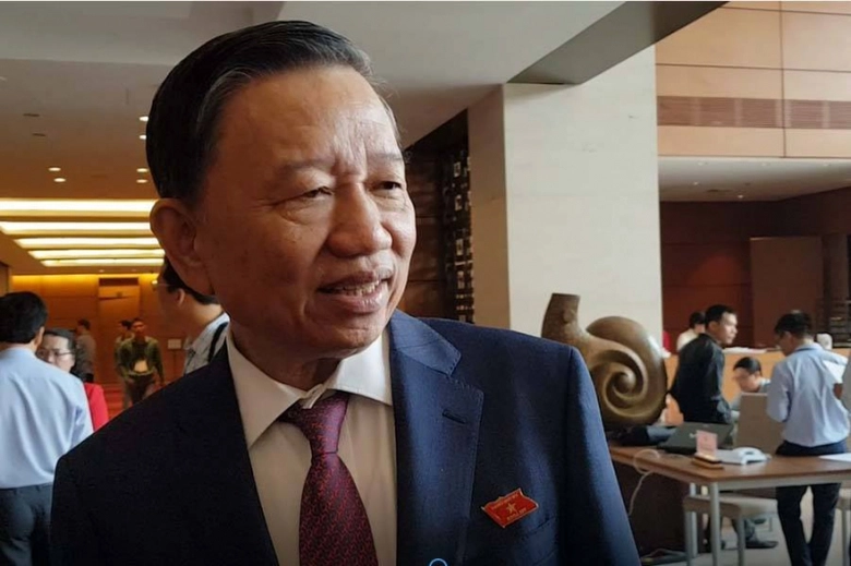 bo ho khau CMND bo truong cong an to lam